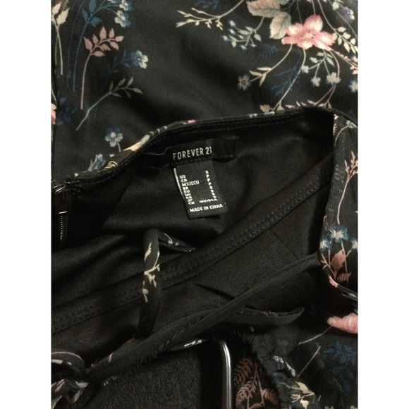 Forever 21 Black Floral Print Puff Sleeve Square Neck Mini Dress Women's Size S - Picture 7 of 7